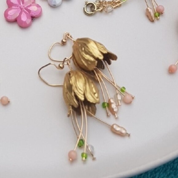 Patch & Roam Midsummer gold tone large brass tulip beaded dangle earrings w/bead - Picture 1 of 8